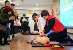 学习进行时|习近平总书记和志愿者互动的温暖瞬间